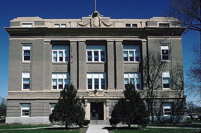 File:Greeley County Courthouse.jpg