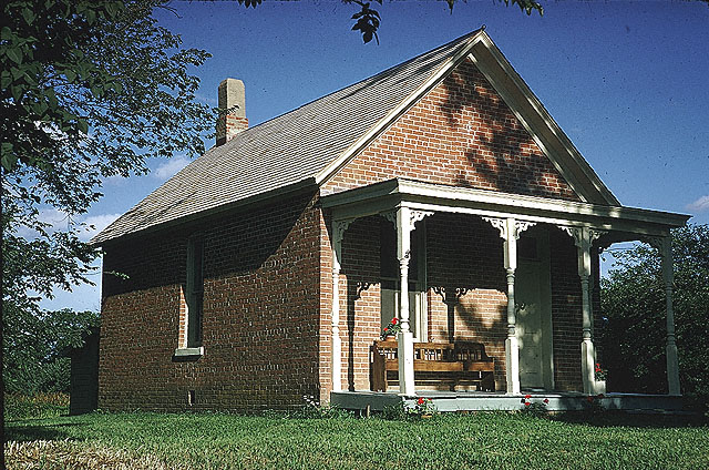 File:Fontanelle Township Hall.jpg