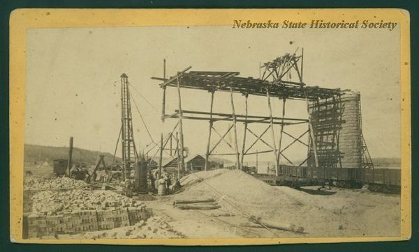 Missouri_River_Bridge_Construction.jpg