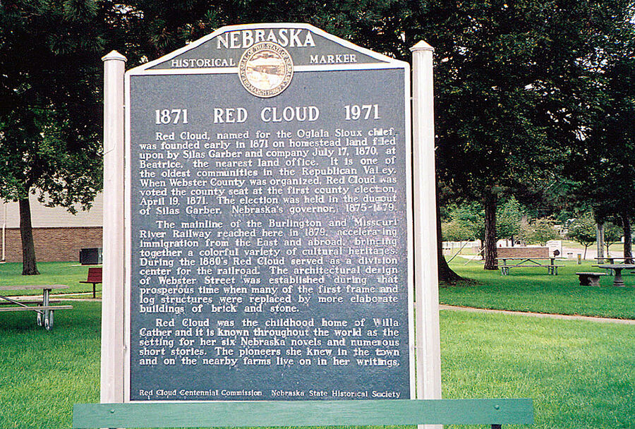 Nebraska Historical Marker Red Cloud, 18711971 E Nebraska History