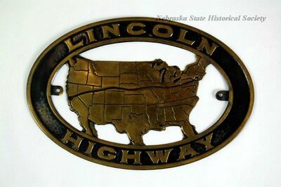 Radiator_Emblem%2C_Lincoln_Highway.jpg