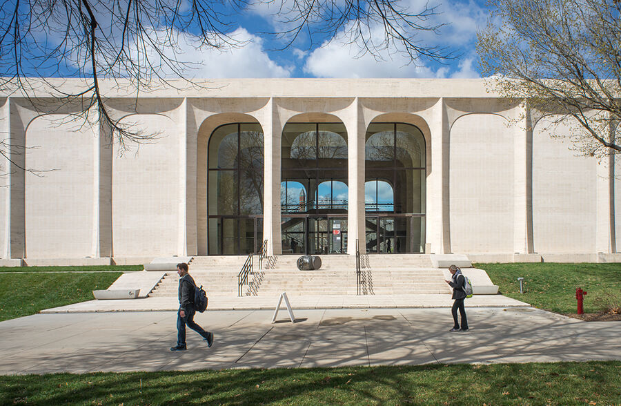 Philip Cortelyou Johnson (19062005), Architect E