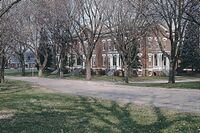 Fort_Omaha_Historic_District_%28Sherman_Barracks%29.jpg